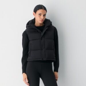 Aritzia Super Puff Vest Shorty